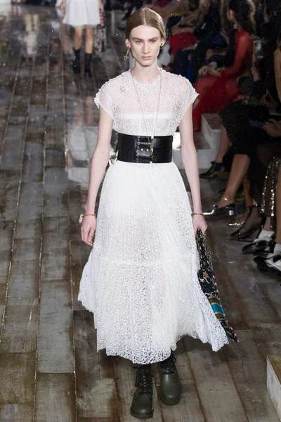 Look 66